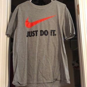 Nike tee